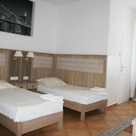 Lotos Otel Rawicz Dış mekan fotoğraf