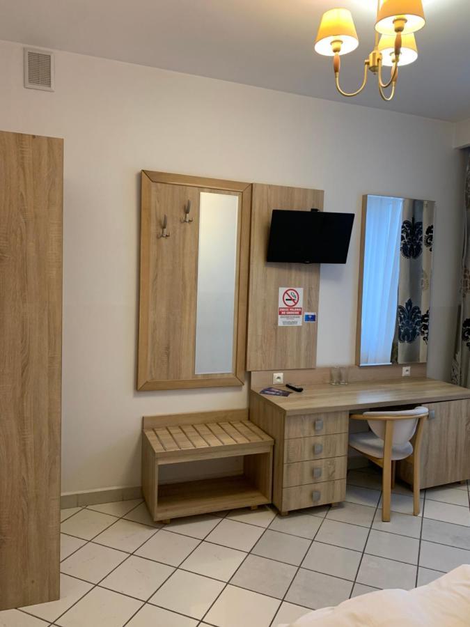Lotos Otel Rawicz Dış mekan fotoğraf